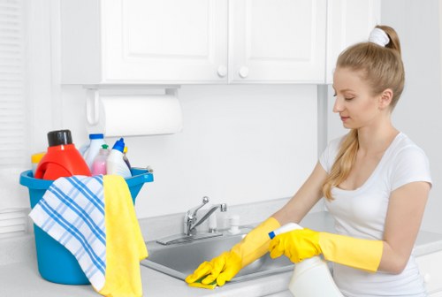 Energy-saving habits for a more eco-friendly home